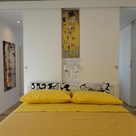 Casa Klimt Vicinissima Al Mare Parcheggio Privato Gratuito Se Disponibile Daire Pescara Dış mekan fotoğraf