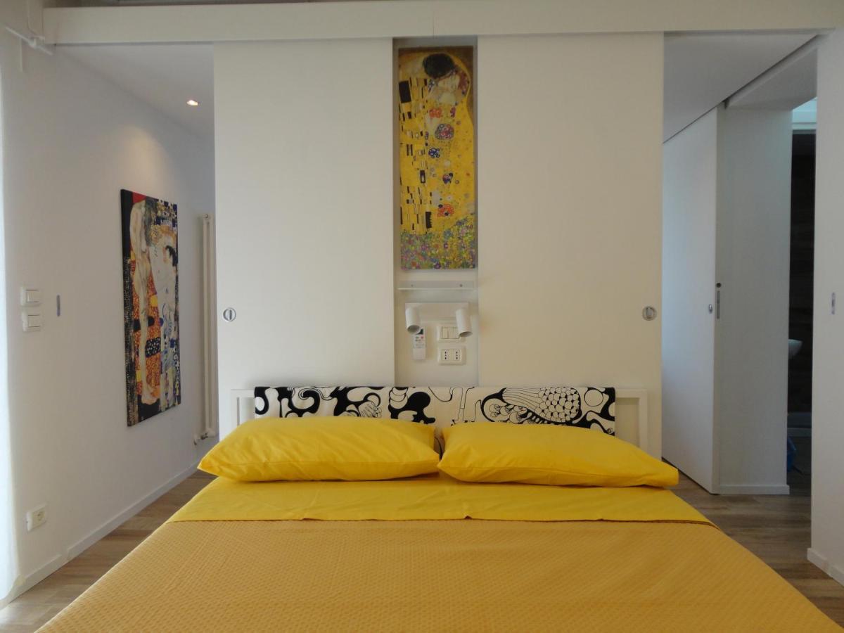 Casa Klimt Vicinissima Al Mare Parcheggio Privato Gratuito Se Disponibile Daire Pescara Dış mekan fotoğraf